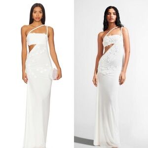 🆕 DEME BY GABRIELLA Leslie Floral Applique Maxi Dress in White Sz S